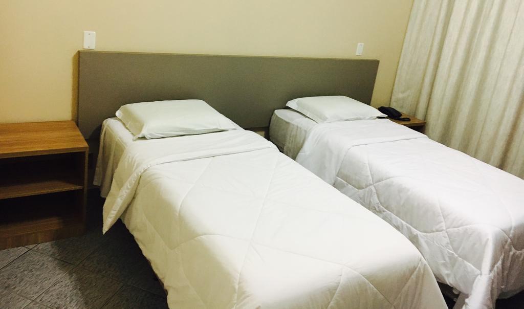 גוברנדור ולדארס Realminas Hotel E Restaurante מראה חיצוני תמונה